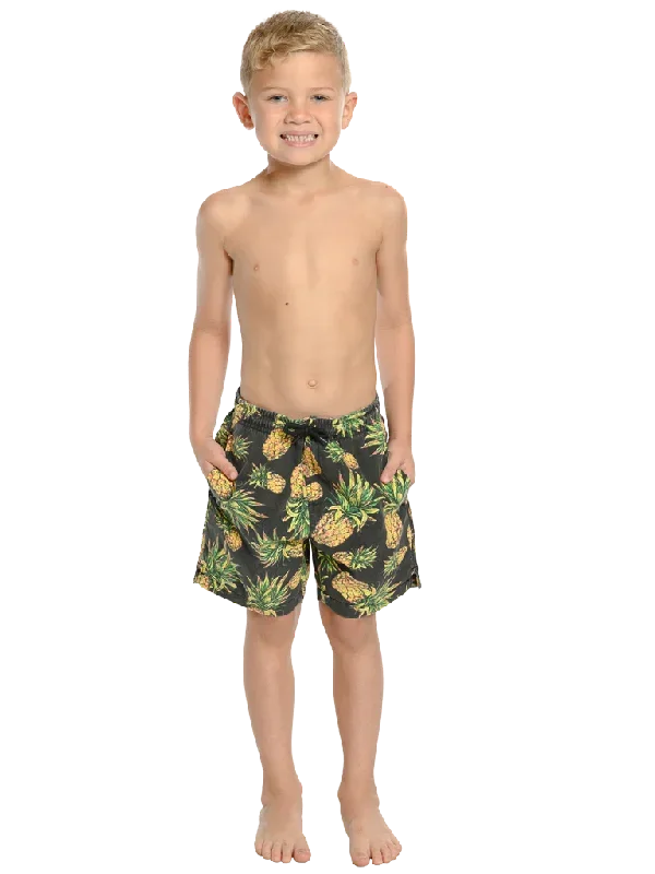 boys-swim-trunks-in-a-randomized-palms-print