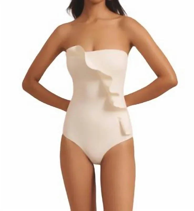 Pavana One Piece In Creme